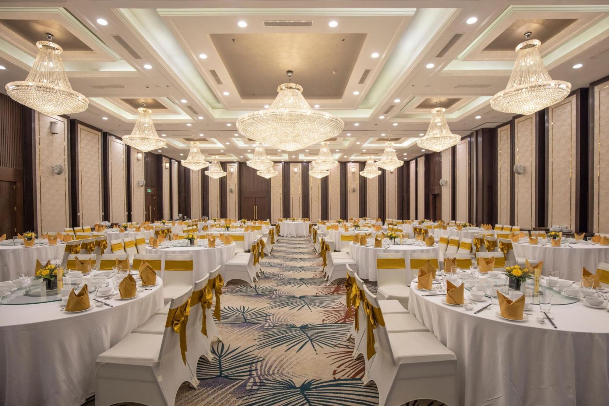 วินเพิร์ล รีสอร์ต แอนด์ สปา ฮอยอัน Hotel ภายนอก รูปภาพ